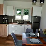 Dom wakacyjny Cztery Klony *